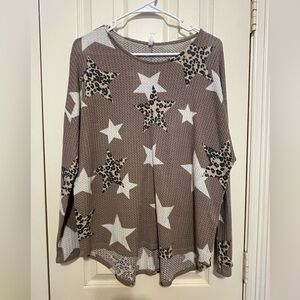 Waffle knit star print long sleeve top